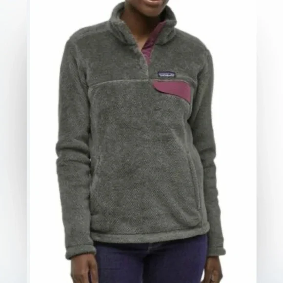 Patagonia Ladies’ S Fleece Jacket in  Lt. Gray and Pink (note flaws) 2 for $30 - Picture 3 of 11